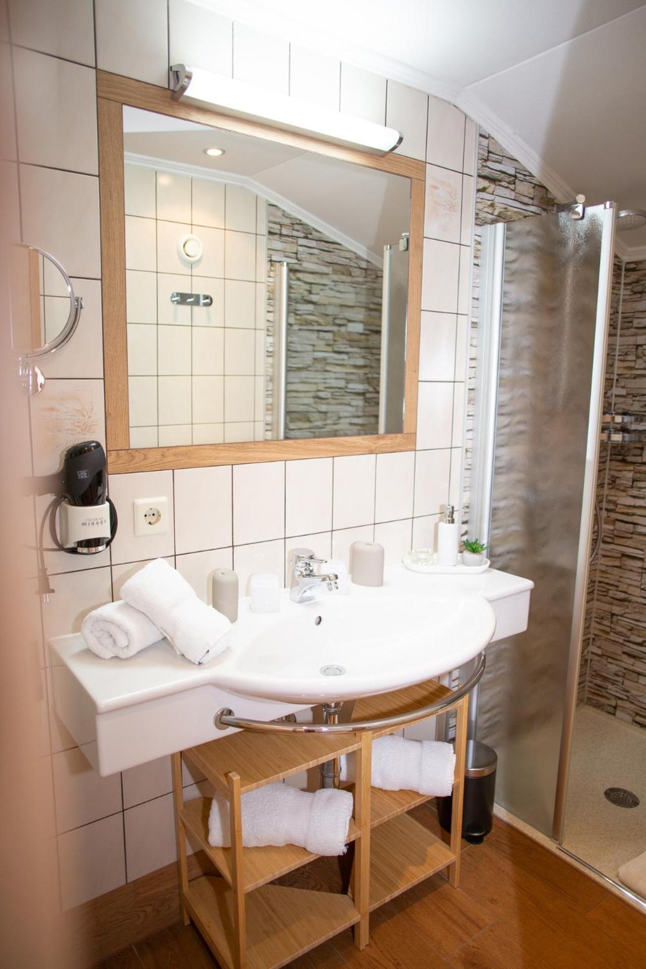 Appartement-Gaestehaus Ursula Флахау Екстериор снимка