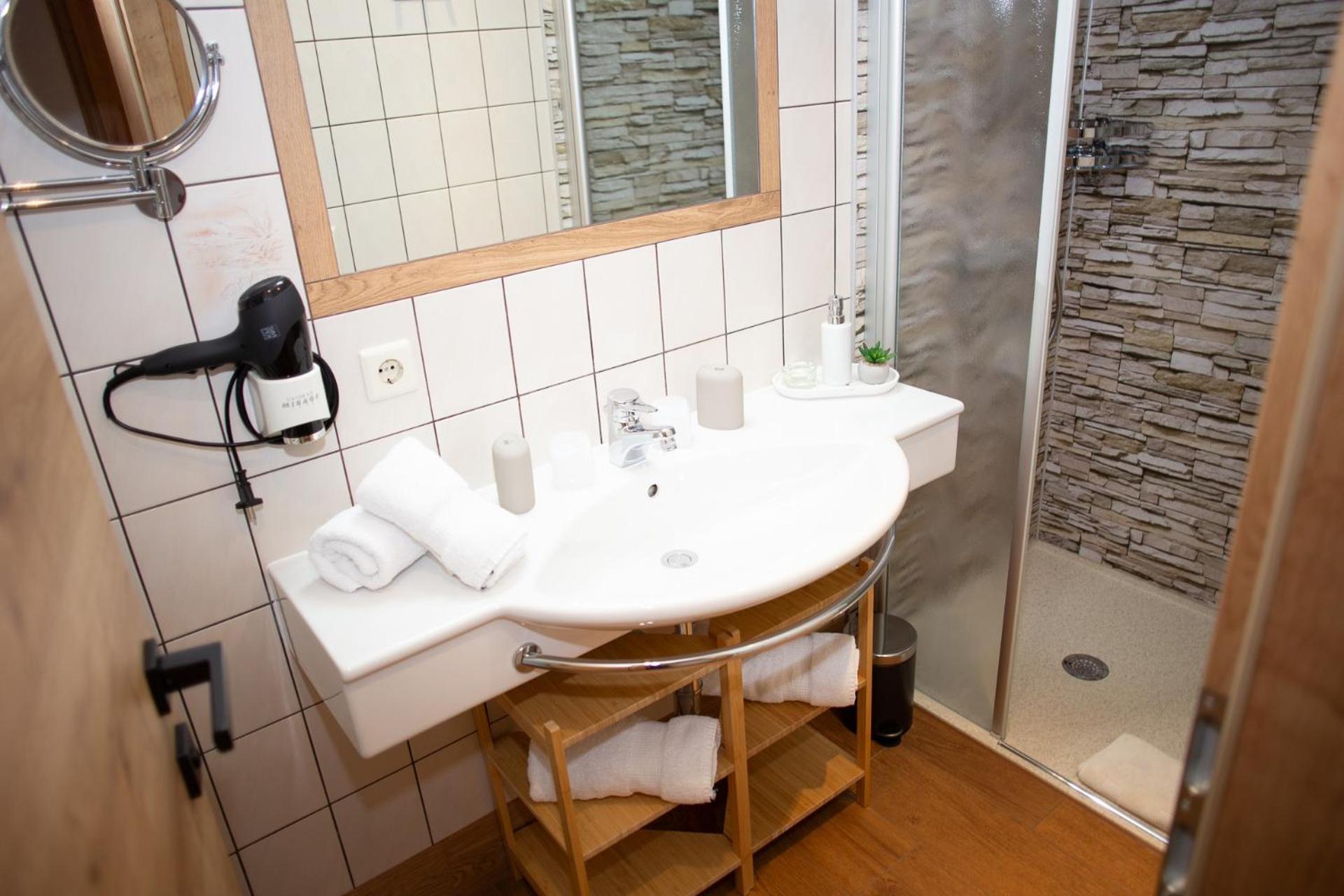 Appartement-Gaestehaus Ursula Флахау Екстериор снимка