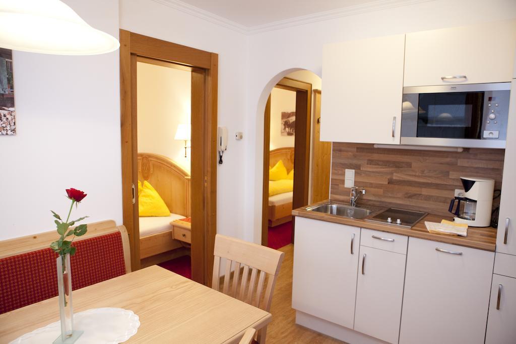 Appartement-Gaestehaus Ursula Флахау Стая снимка